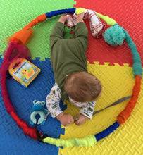 Load image into Gallery viewer, Fun Learning with Lea - Sensory Hoop for babies
